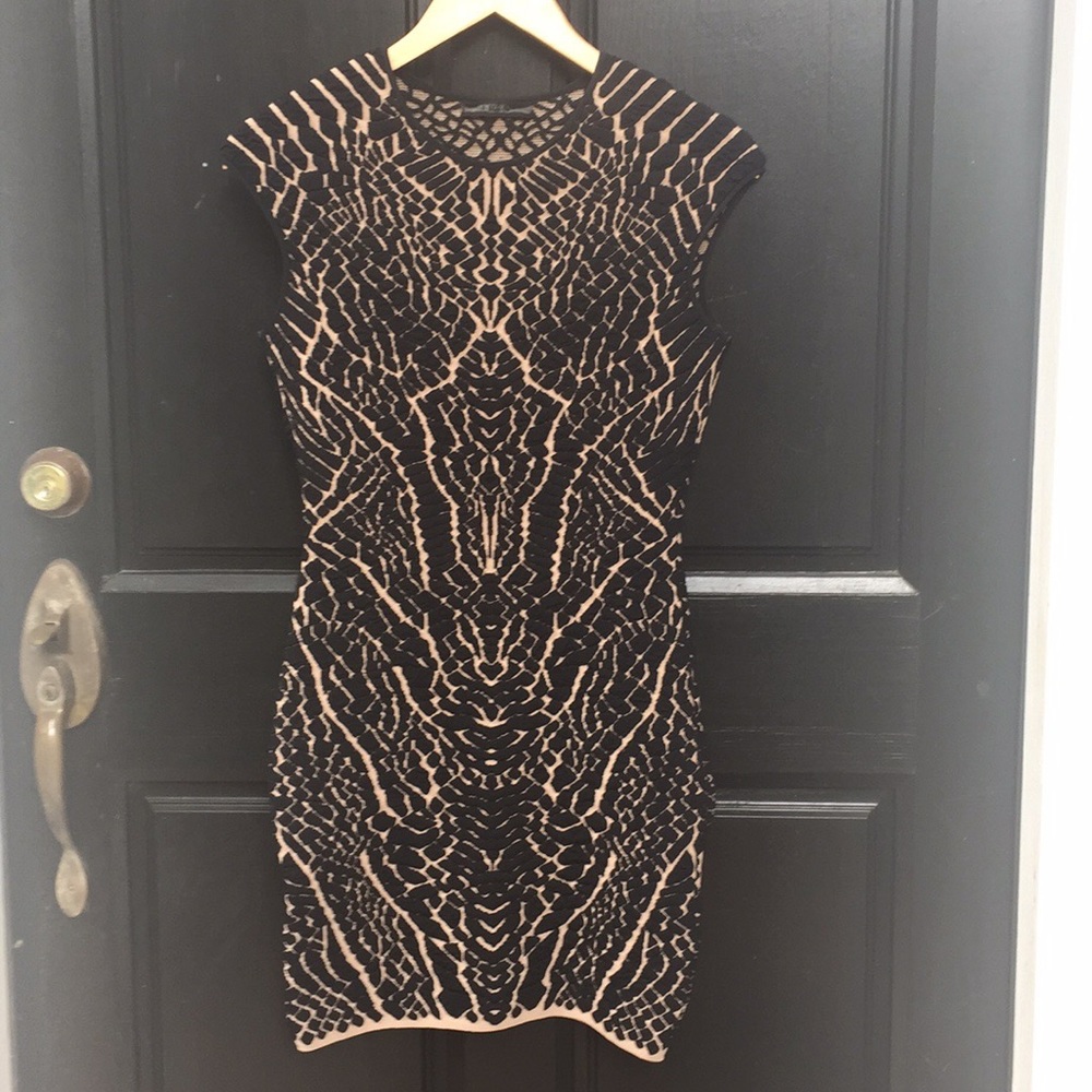 RVN Bodycon dress in black and tan